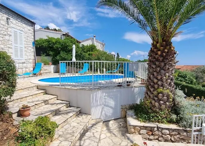 Willa Bella Hvar - Pool & Sea View *