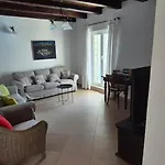 וילה Bella Hvar - Pool & Sea View חוואר